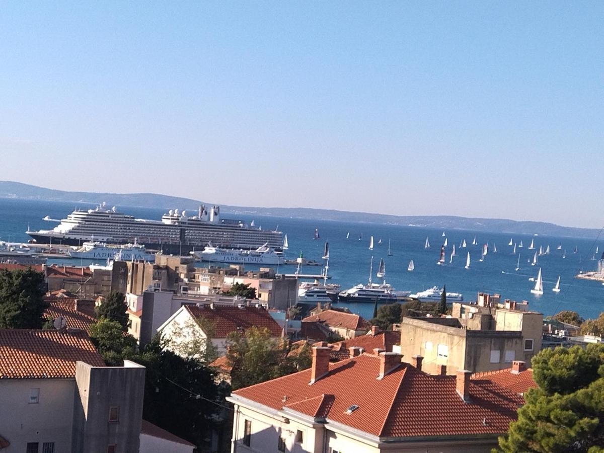 Astonishing View Apartman *