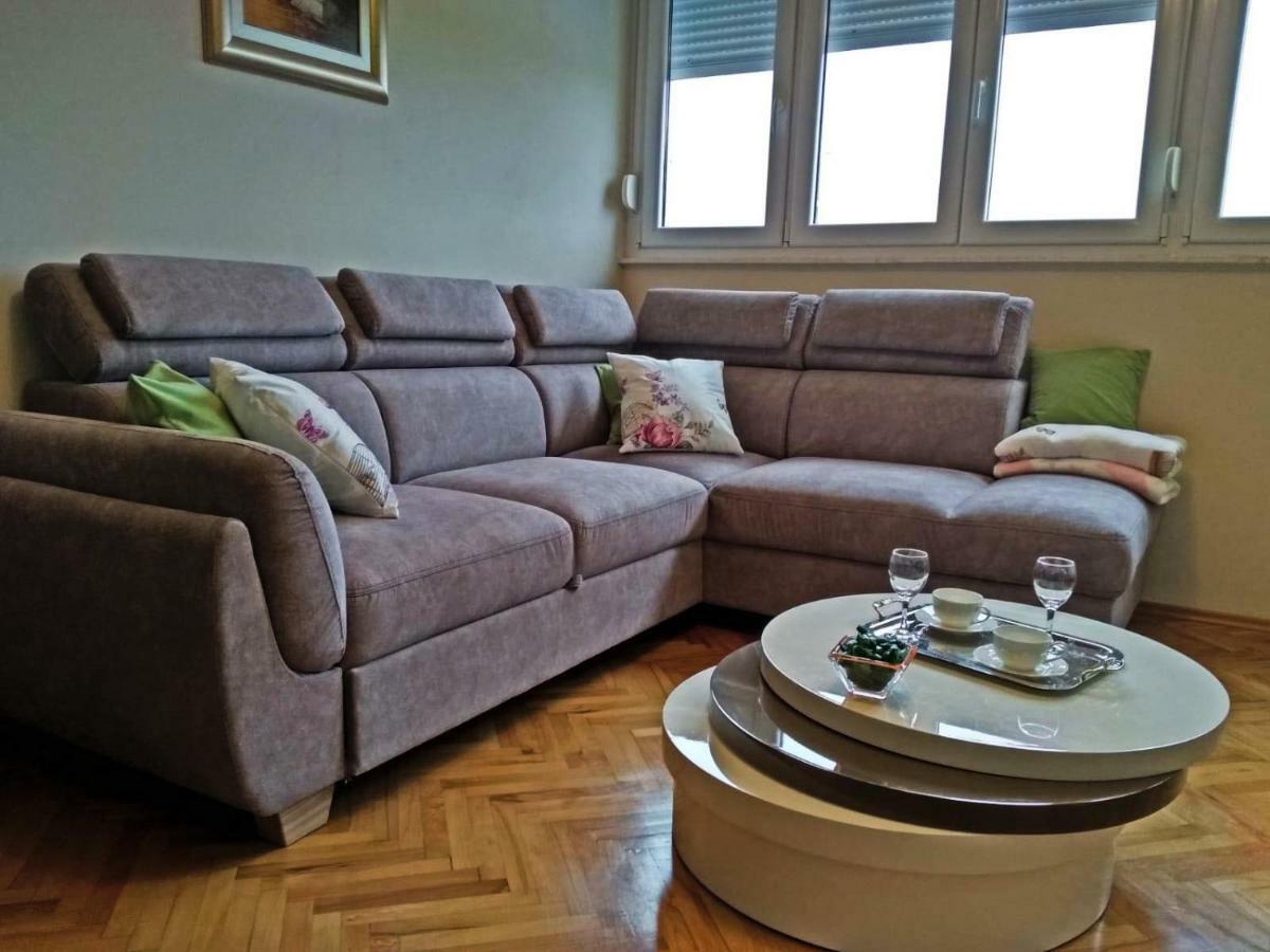 Apartman Astonishing View *